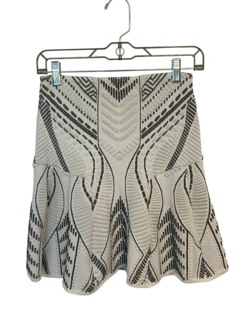 Neiman Marcus RVN Modern Patterned Knit Flared Skirt NWT Size Small